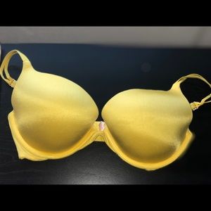 Victoria’s Secret Very Sexy Push-up Bra